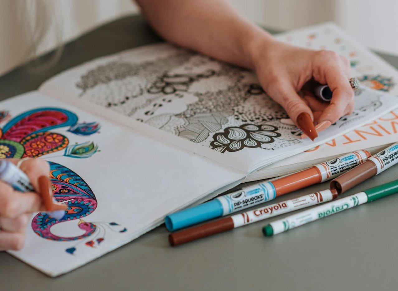 Breaking the Perfectionism Loop with Coloring