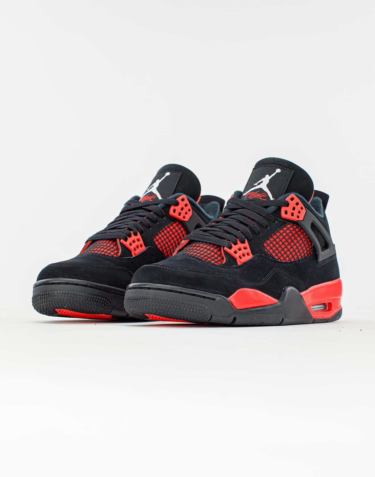 Jordan 4 Thunder Red - Payhip