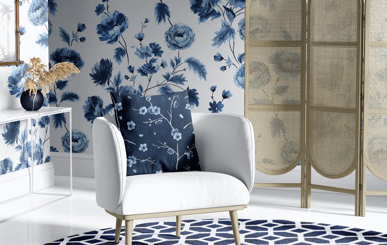 Coastal Chinoiserie in Blue & White: A Bold and Timeless Wallpaper and ...