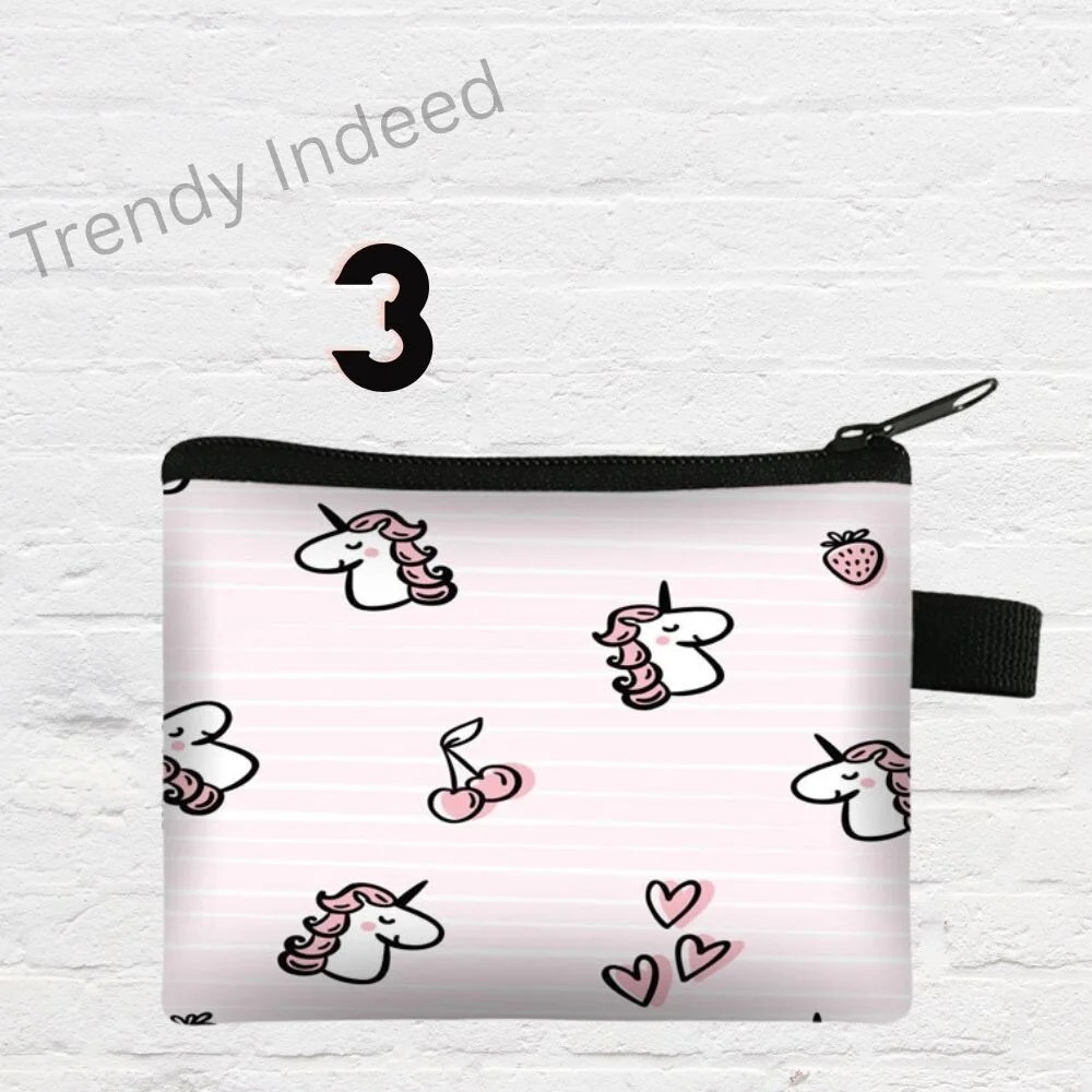 Unicorn pattern wallet for children, perfect for storing coins, cash, or small treasures.