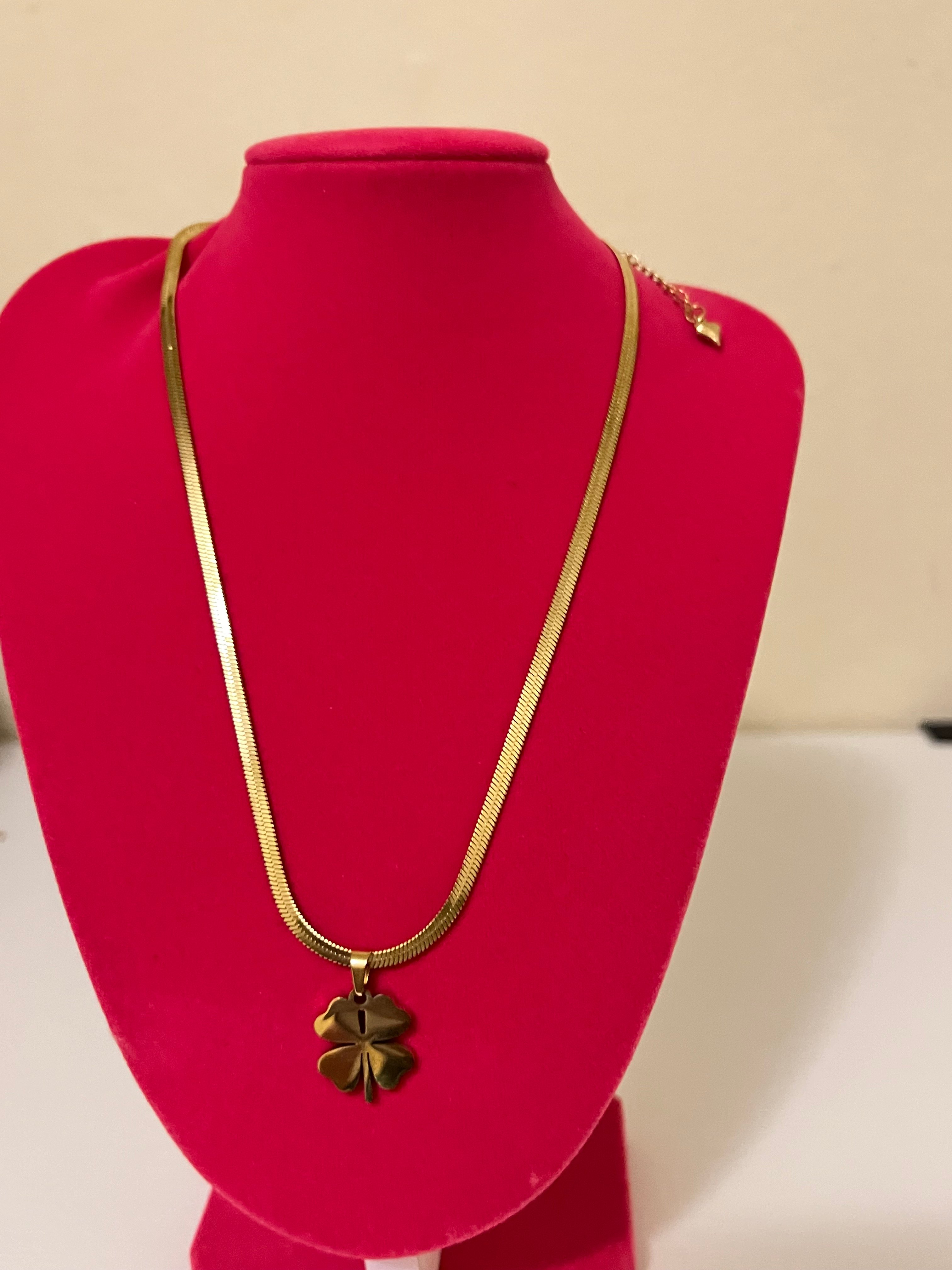 Herringbone clover chain - Payhip