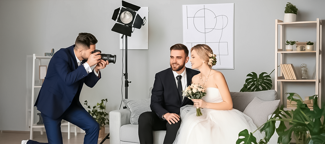 Your wedding photos are a treasure you'll cherish forever, and your photographer is the one who captures those moments. Here are 5 quick tips to help you prepare your photographer for a perfect and stress-free wedding day.