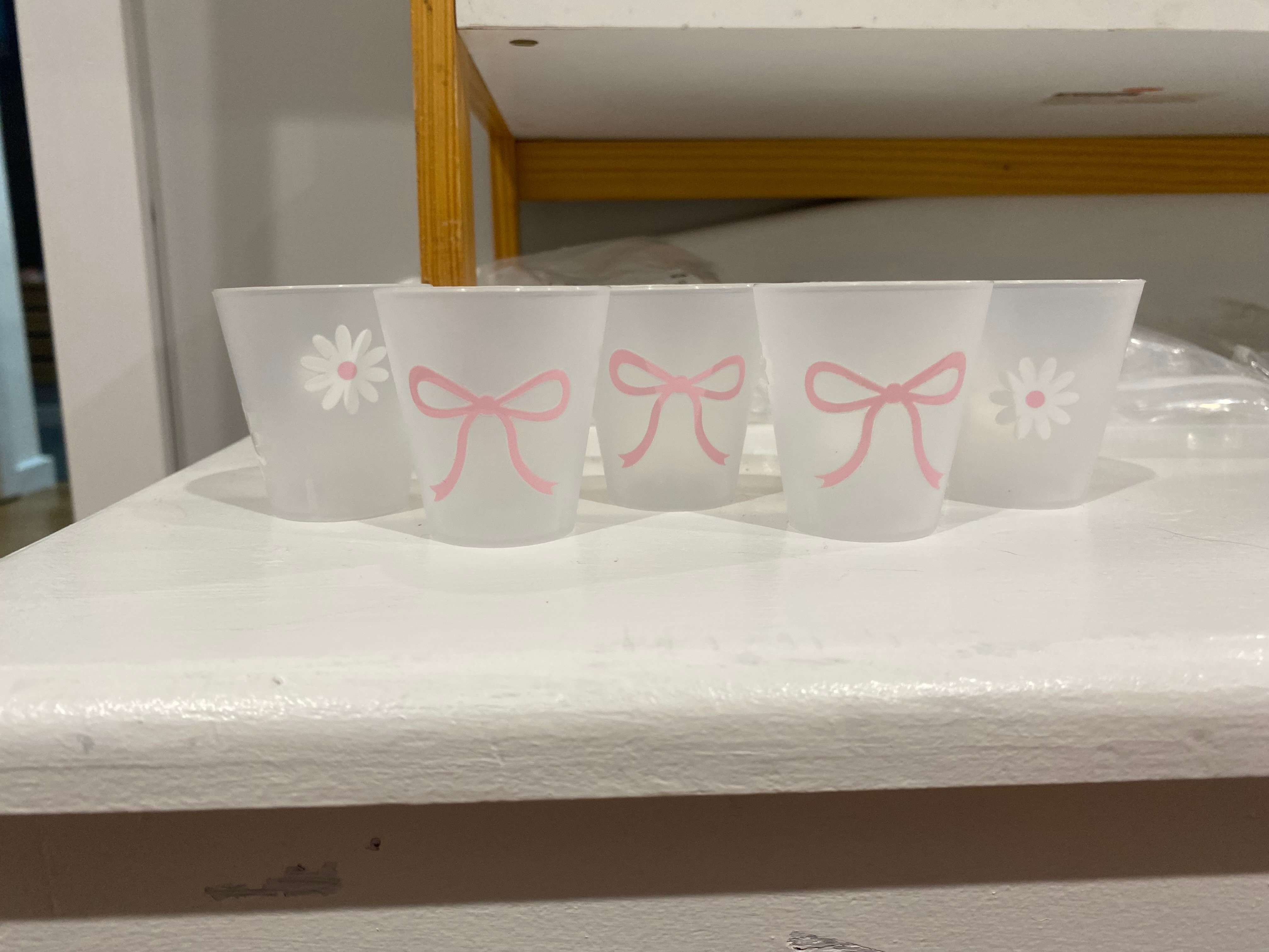 Pre-made 5 Pack Bow Plastic Shot Cup - Payhip