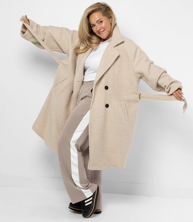Bouclé Mantel Beige für Damen mit Revers Kragen und Bindegürtel