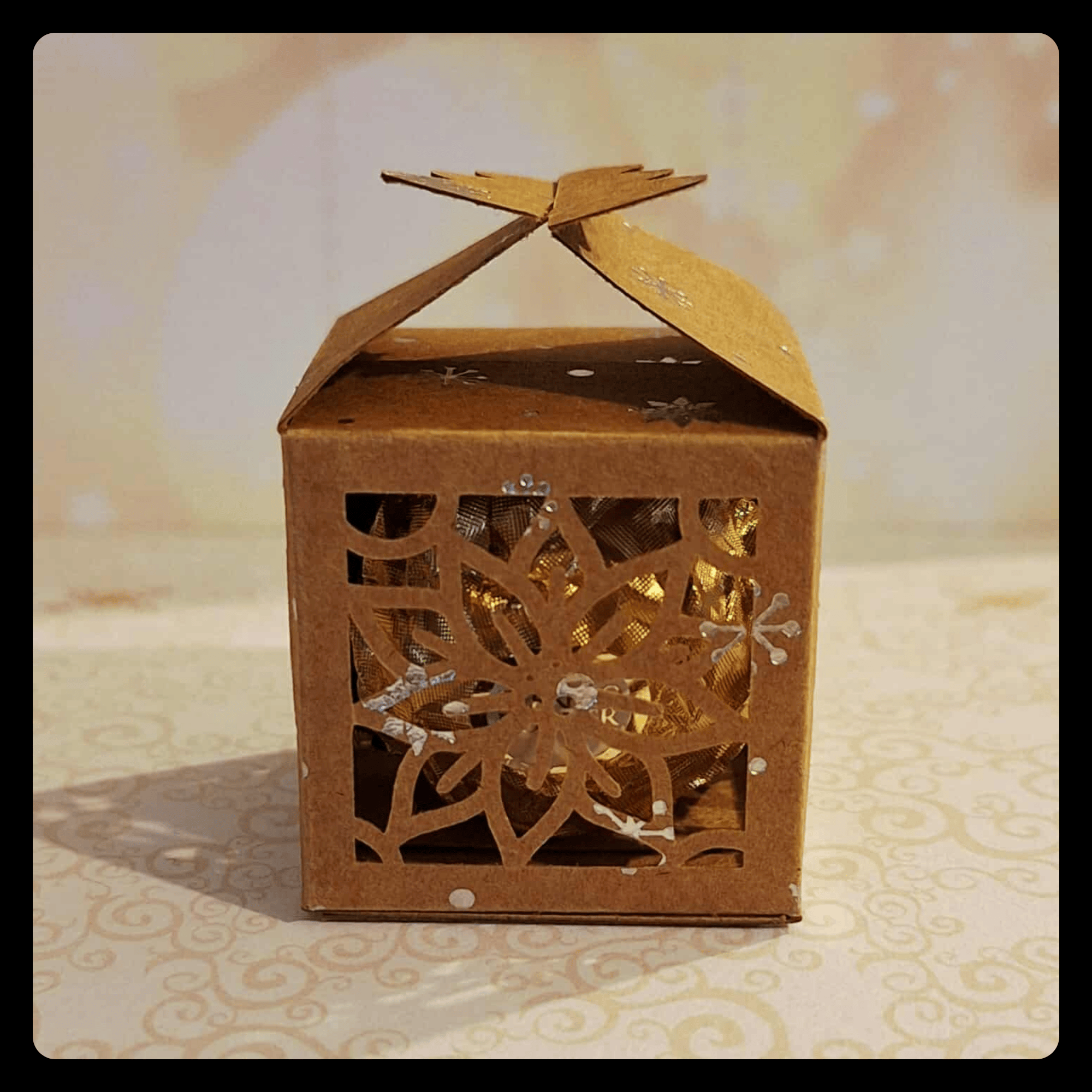 FICHIERS DE DECOUPE CUBE FERRERO POINSETTIA - Payhip