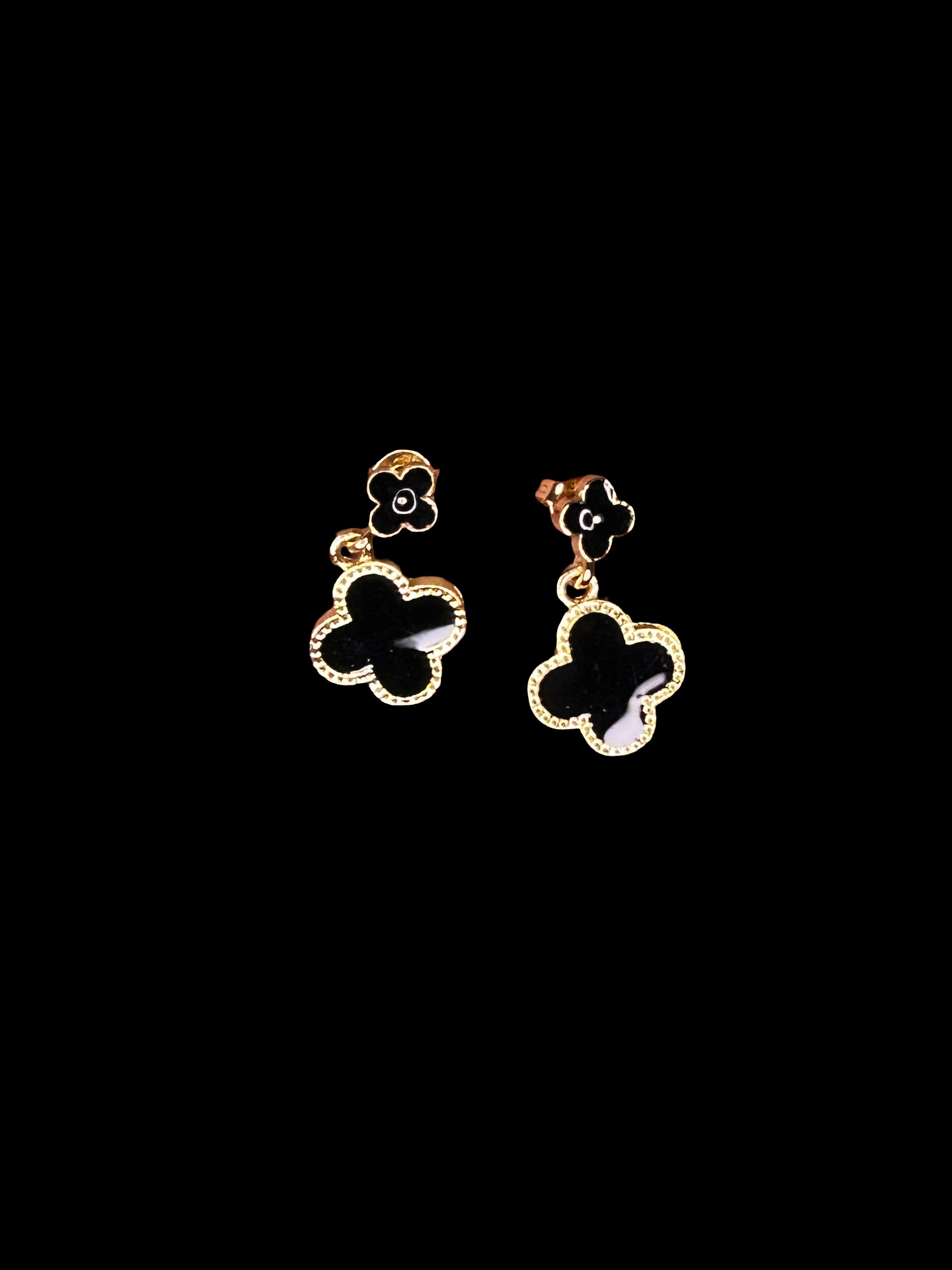 Laminated Gold Small Post-Back Clover Earrings - Payhip