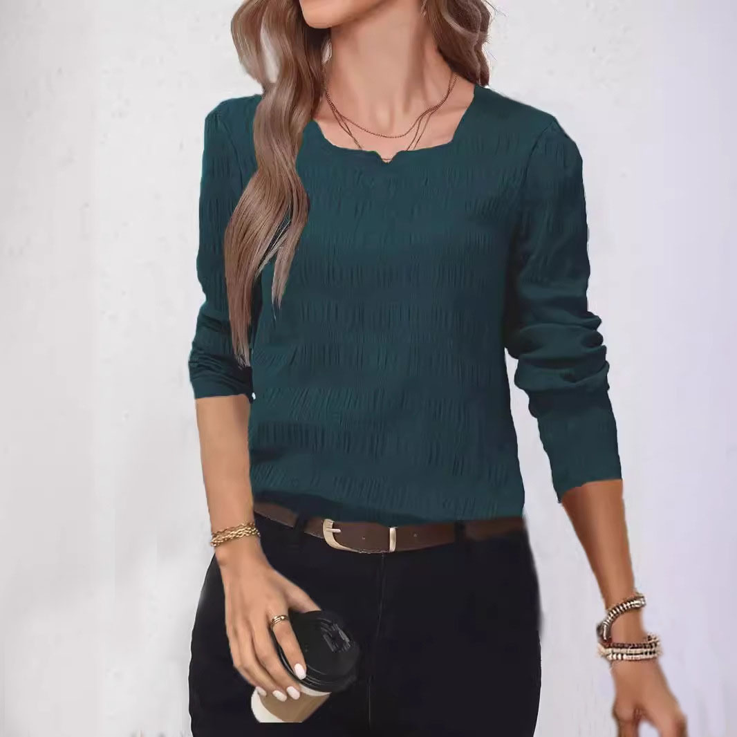Solid color textured long-sleeved shirt for women