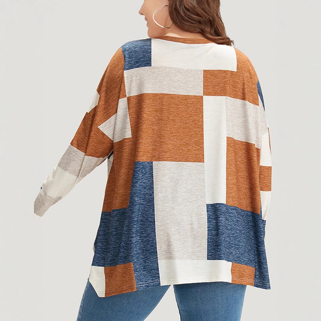 Fashion plus size T-shirt with round neck and color block pattern