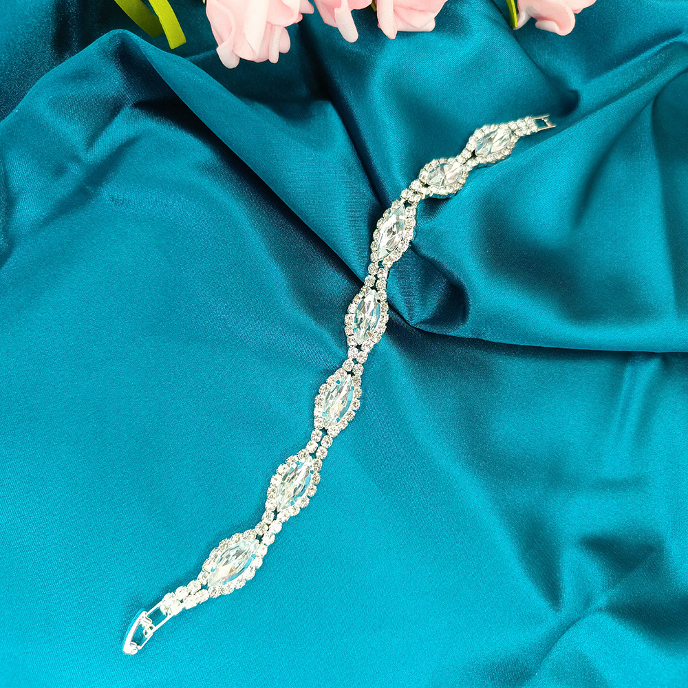 Women’s diamond crystal wrist bracelet for dinner wear