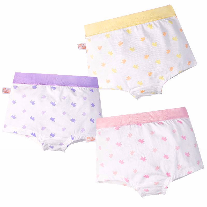 Cartoon print children’s underwear made with gentle combed cotton