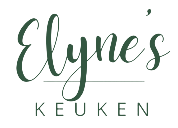 2 words; 'Elyne's' & 'Keuken', meaning; Elyne's Kitchen (Elyne is my name)
