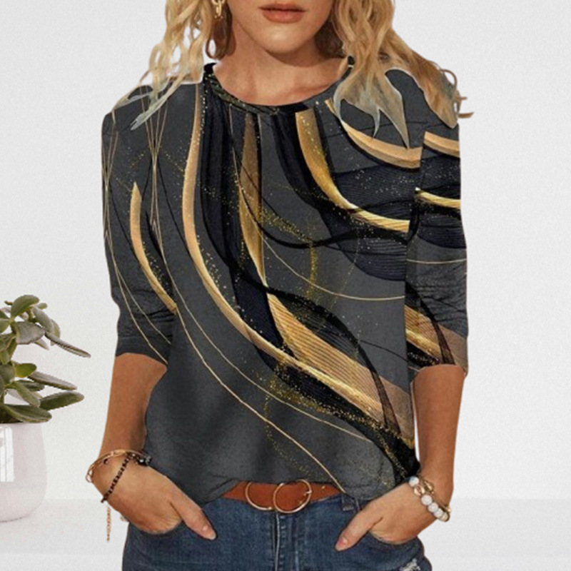 Women’s abstract pattern shirt with relaxed silhouette