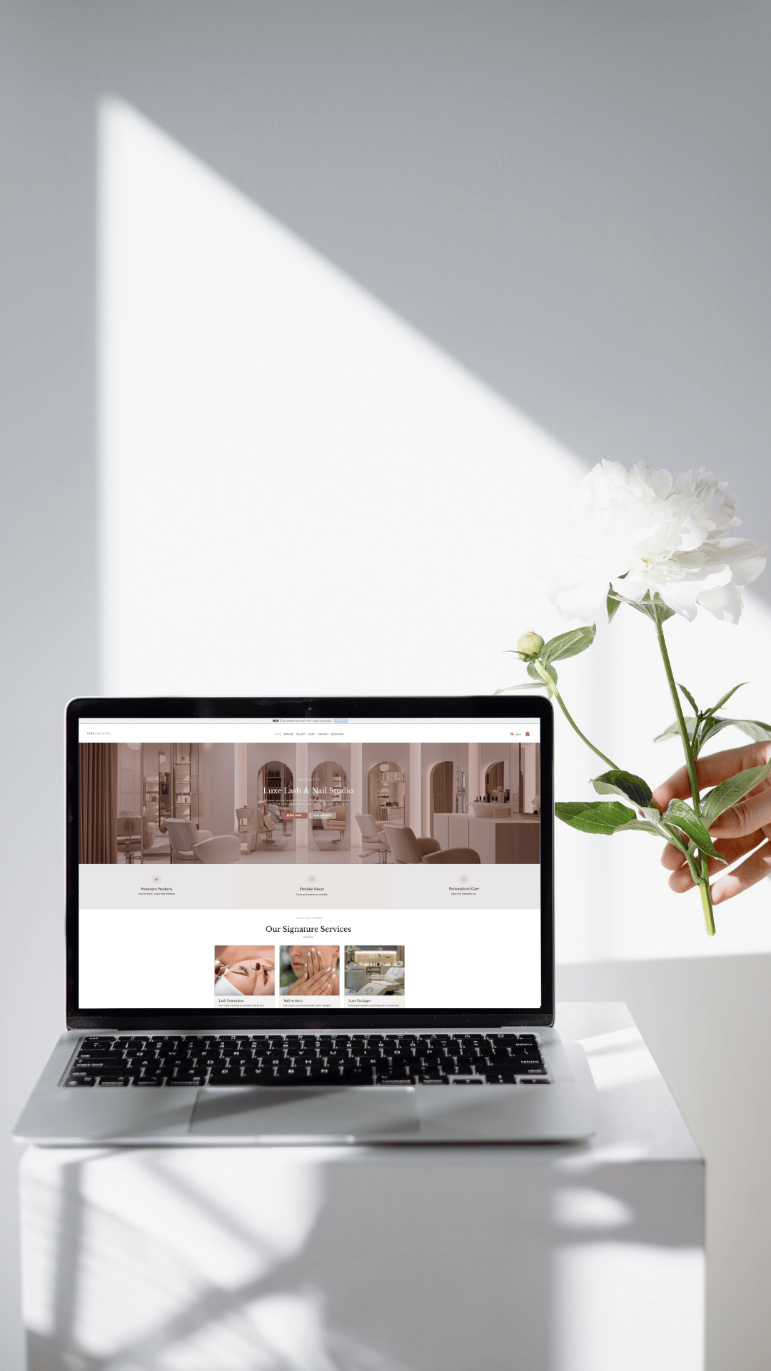 Luxe Lash & Nail Studio Website Template