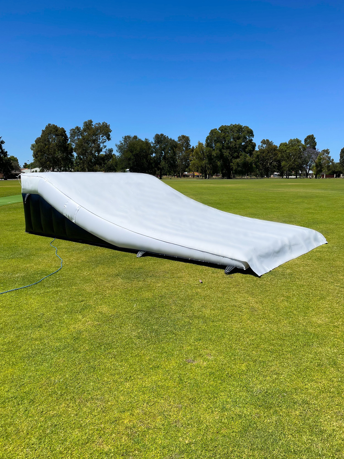 different-sizes-inflatable-airbag-landers-compact-to-xl.jpg