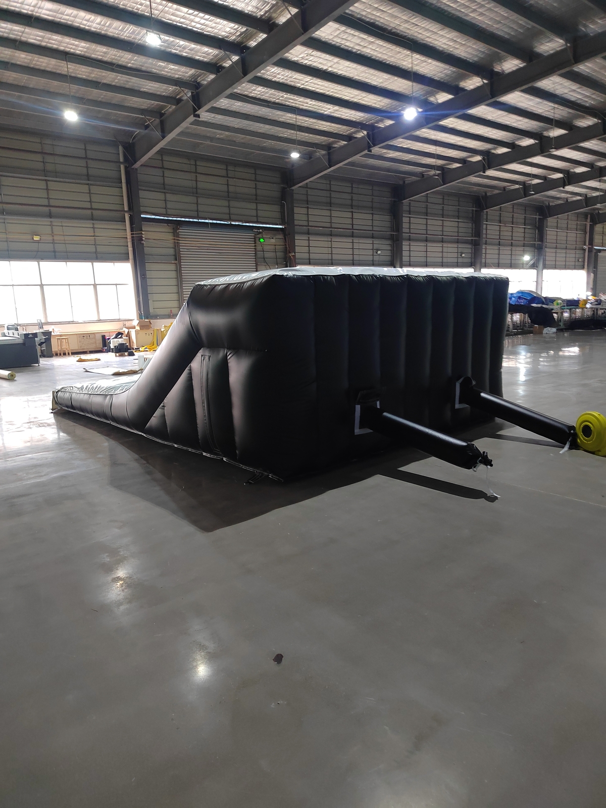 easy-setup-inflation-inflatable-airbag-lander-with-blower.jpg
