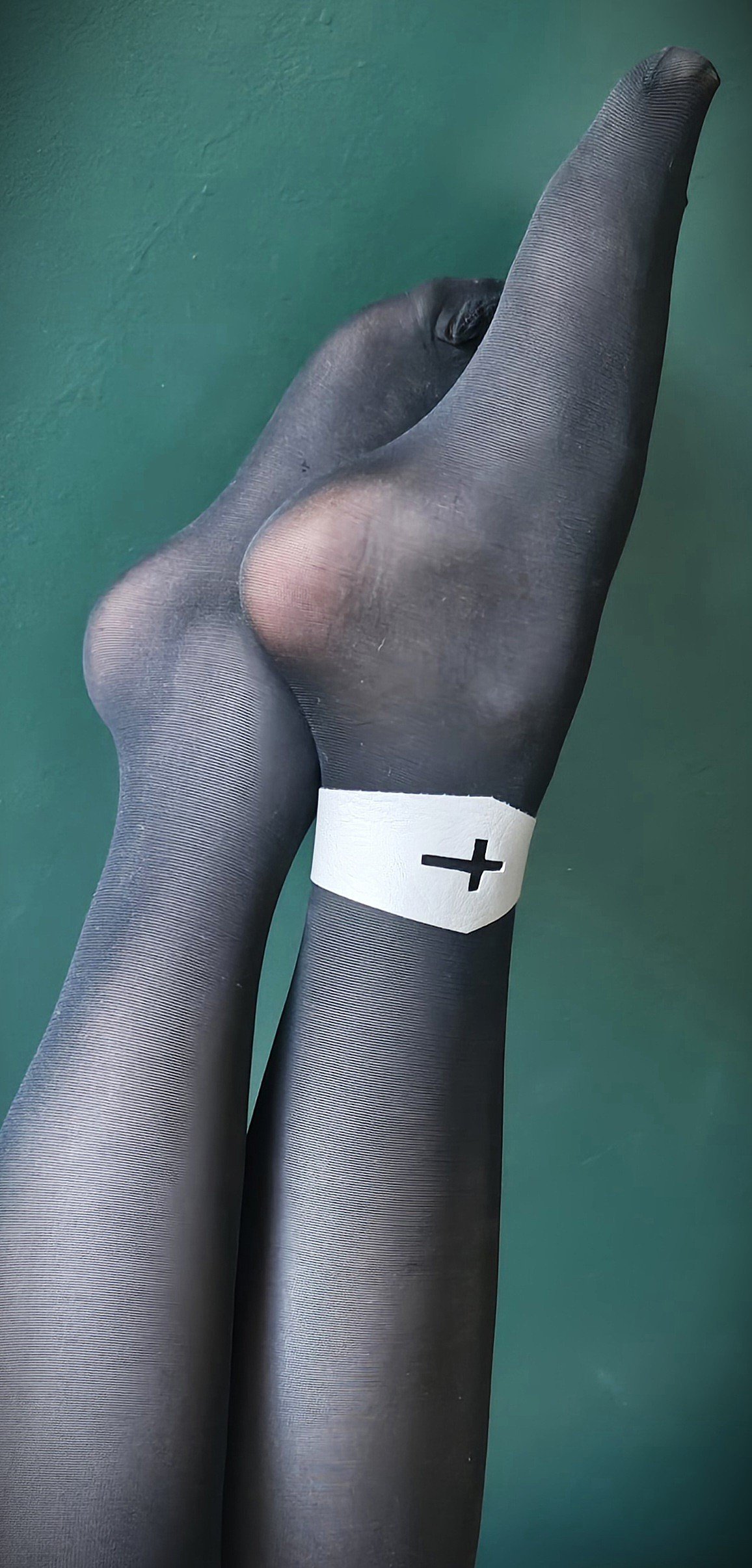 vinyl coffin anklet