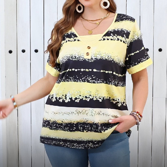 Stylish plus size summer top with fake two-piece patchwork design