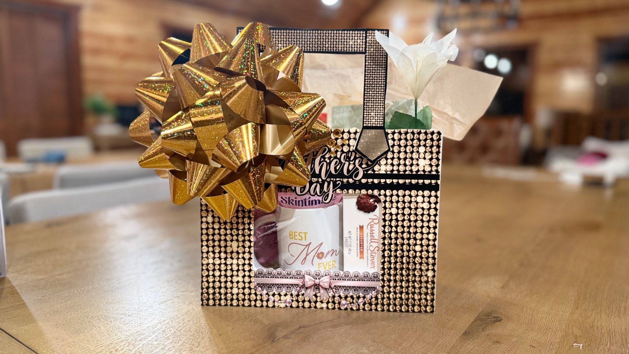 Fancy Mother's Day Gift Box - Filled - Payhip