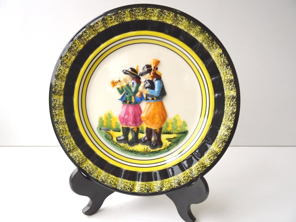 Vintage Henriot Quimper Plate – Bagpipe and Bombard players with raised decor