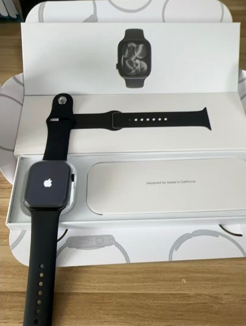 This vendor list includes 3 verified electronic suppliers, offering a wide range of products such as all iPhone models from iPhone 7 through iPhone 17 Pro Max, Samsung devices (all vendors are labeled as used, refurbished, or replica), AirPods (all generations), AirPods Max, apple watch, etc as well as phone cases and AirPod cases. The list also includes a trusted Chinese warehouse agent, which is required by most vendors on the list to facilitate international shipping outside of China.