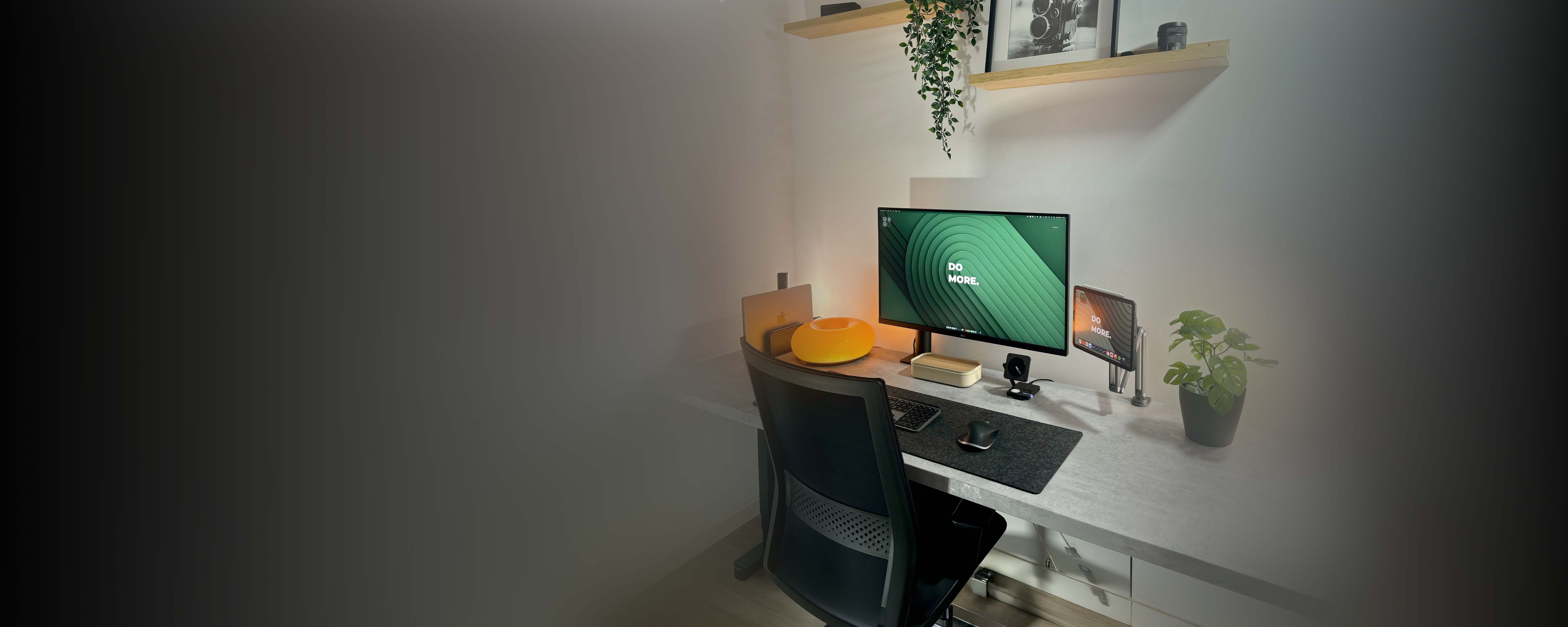 Clean Desk Setup