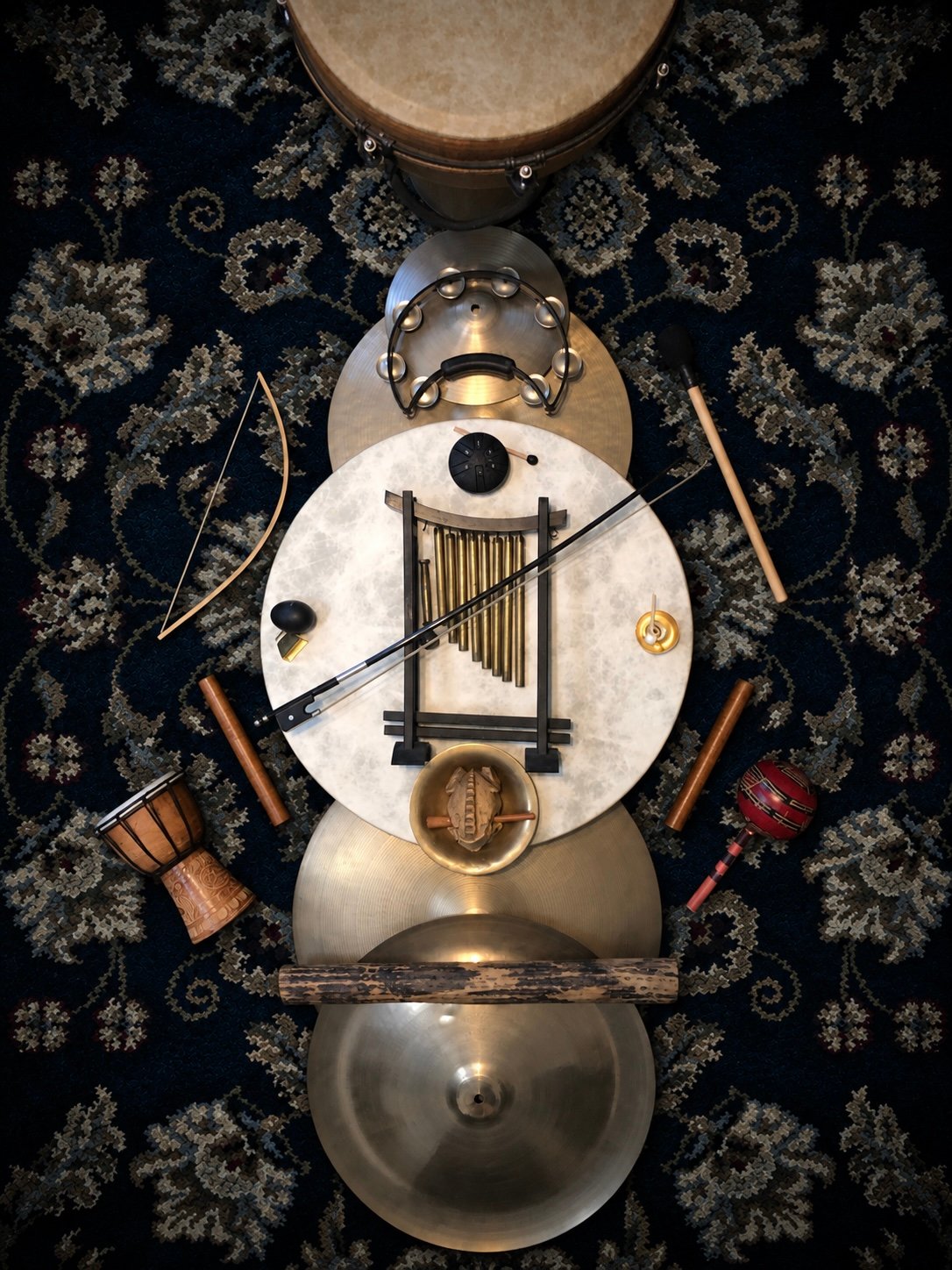 200 royalty-free sound design elements for horror, suspense and cinematic storytelling. Made from 18 real percussion sources with bowed cymbals, metallic resonance, frequencies, friction, dissonant cues and atmospheric transitions.