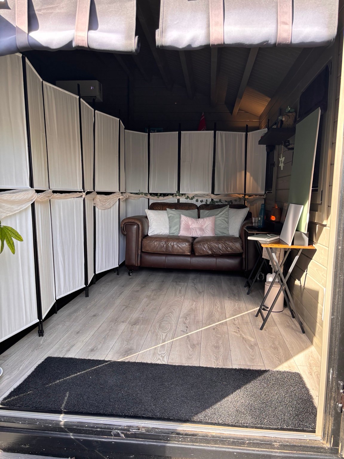 TLC Mentor Cabin