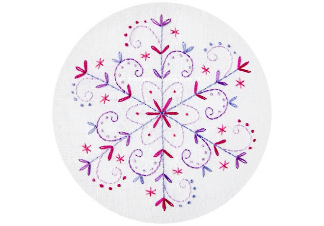 Simple Snowflake (embroidery pattern)